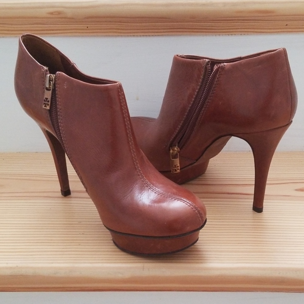 Tory Burch Brown booties